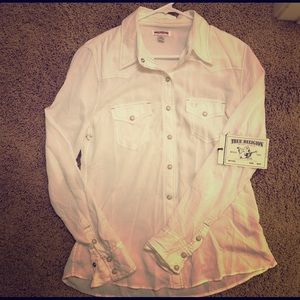 Women’s True Religion white button down shirt